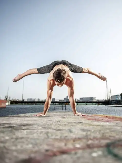 Acrobatic exercise wallpaper