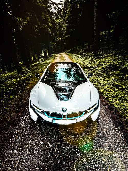 BMW I8 wallpaper for mobiles and tablets