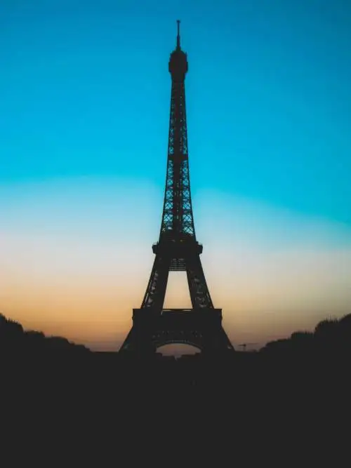 Eiffel tower wallpaper