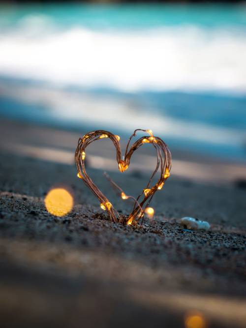 Fond d'écran de Coeur sur la plage