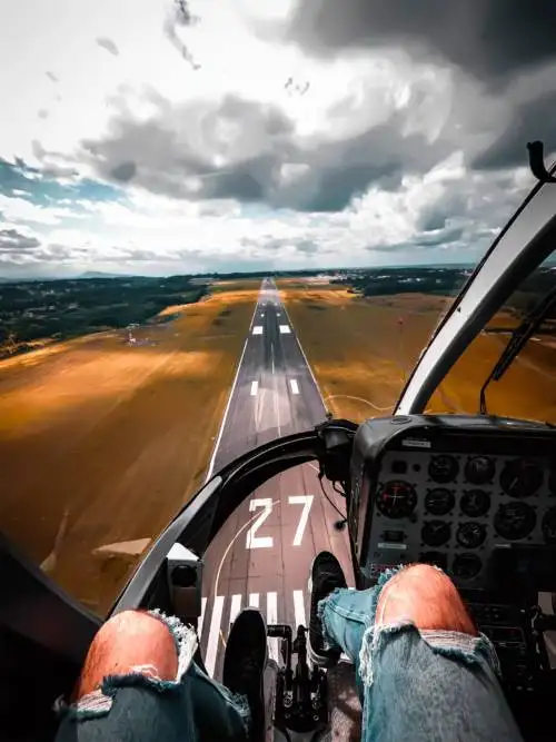 Helicopter taking off wallpaper