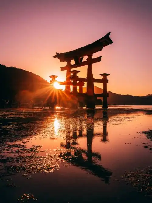Itsukushima shrine wallpaper
