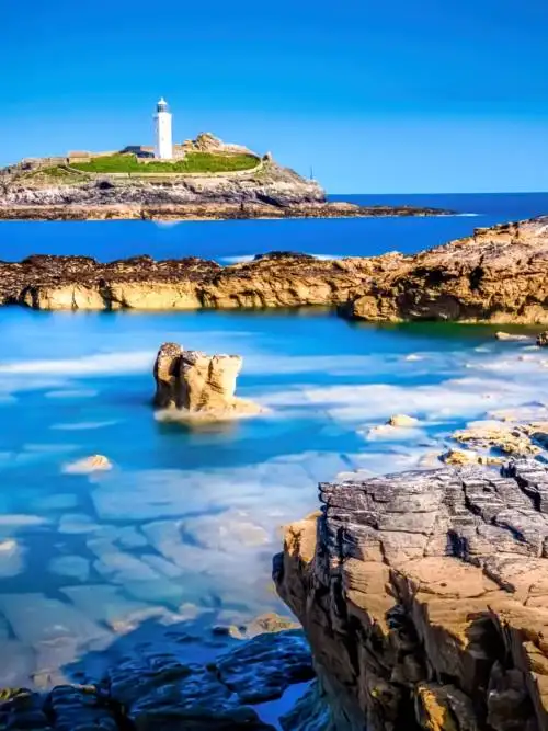 Lighthouse in Godrevy island wallpaper