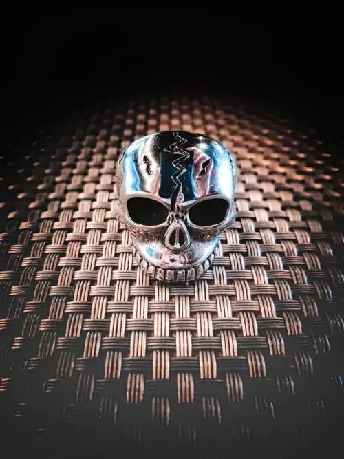 Metal skull wallpaper