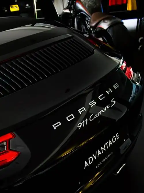 Porsche 911 Carrera S wallpaper