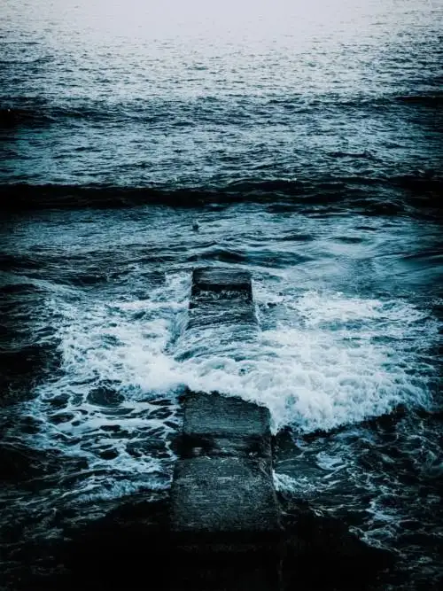 Sea deep blue wallpaper