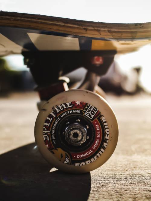Skateboard wallpaper for mobiles and tablets