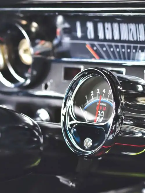 Tachometer Ford Mustang wallpaper