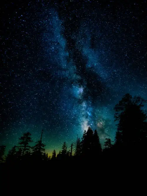 The Milky Way in Yosemite wallpaper