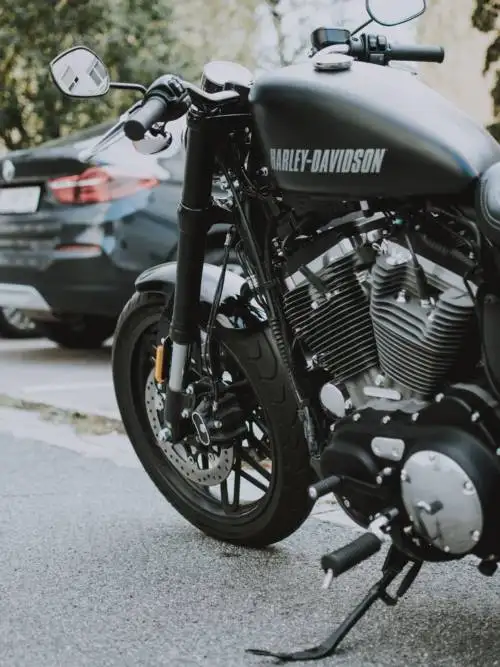 Harley-Davidson parkerade