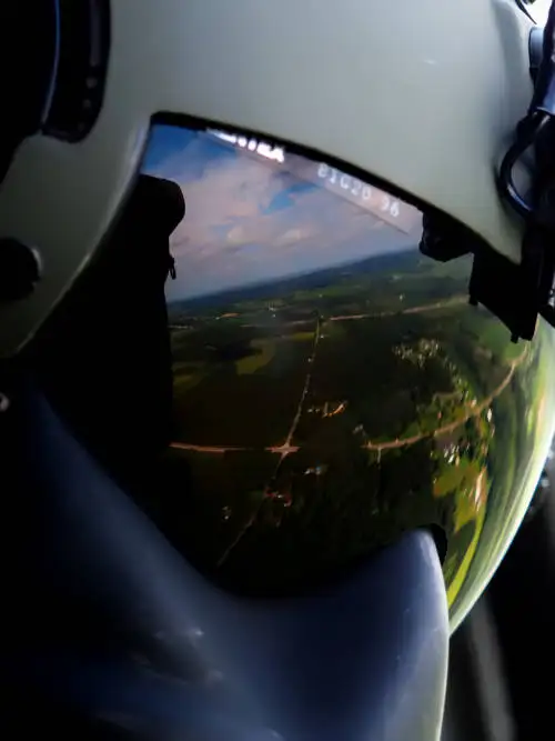Fighter pilot hjälm