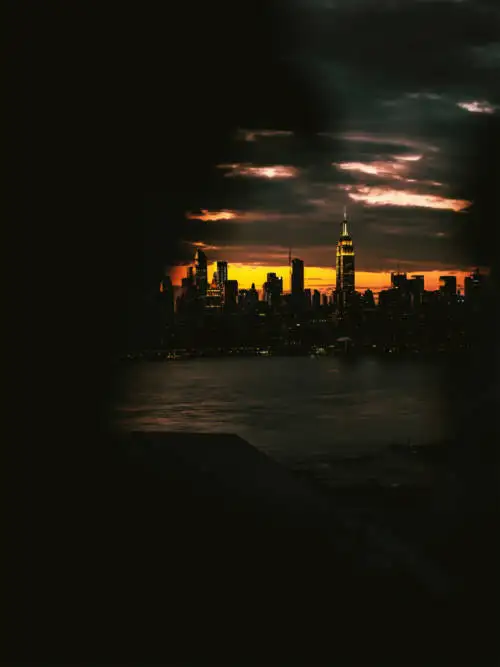Natten faller i New York